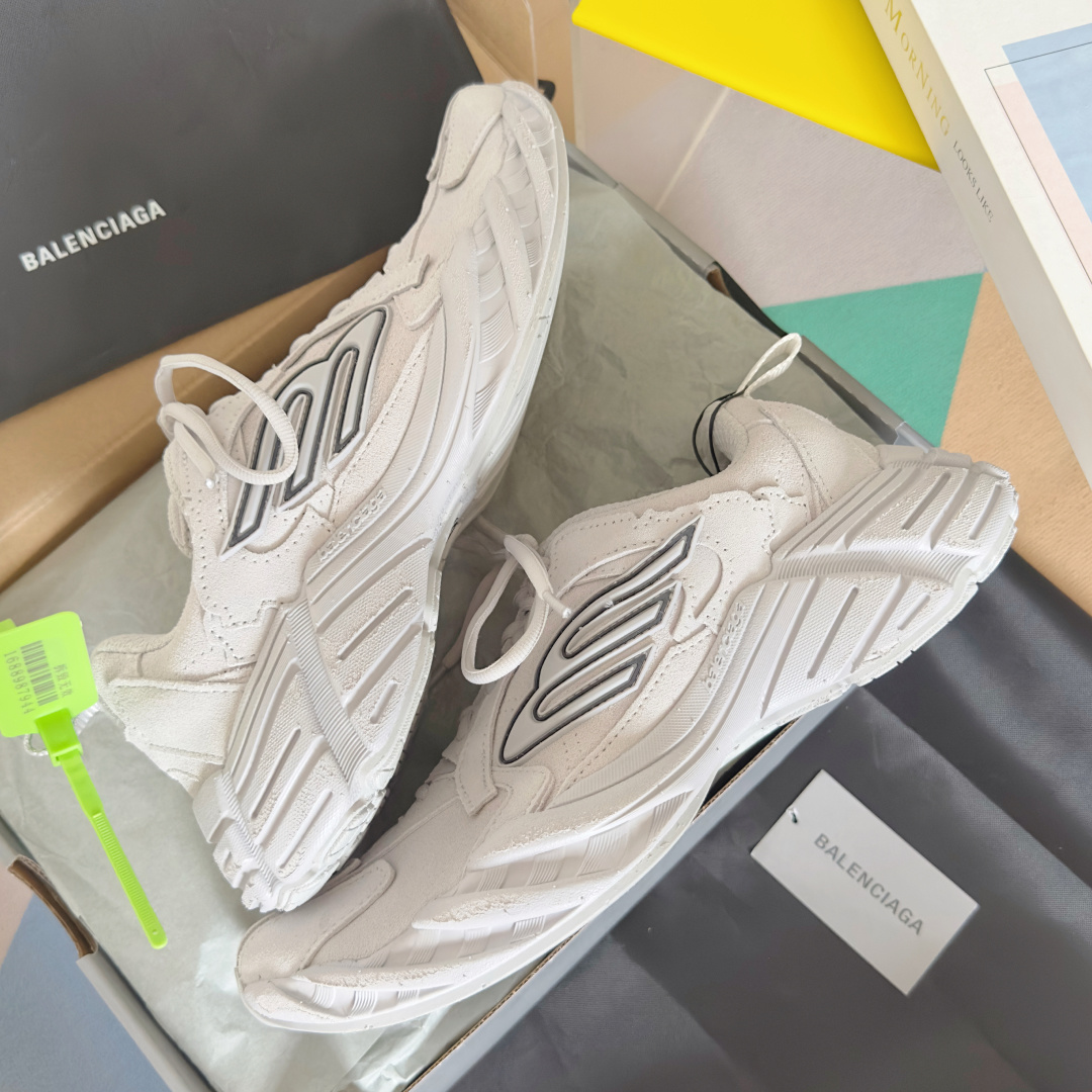 顶级版本:情侣款
Balenciaga巴黎世家Monday系列 情侣款 厚底 老爹鞋 休闲 运动鞋
原版