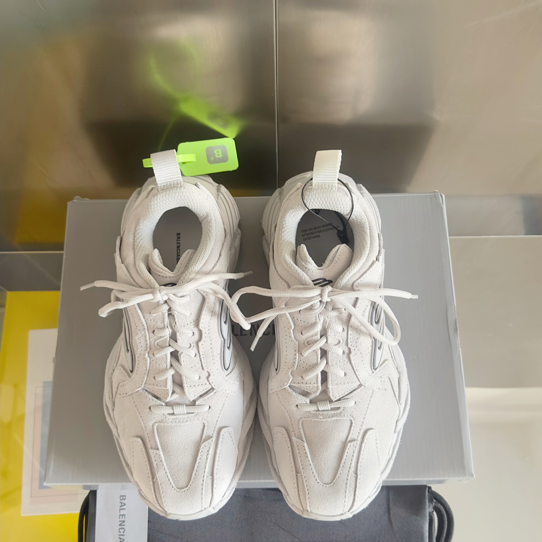 顶级版本:情侣款
Balenciaga巴黎世家Monday系列 情侣款 厚底 老爹鞋 休闲 运动鞋
原版