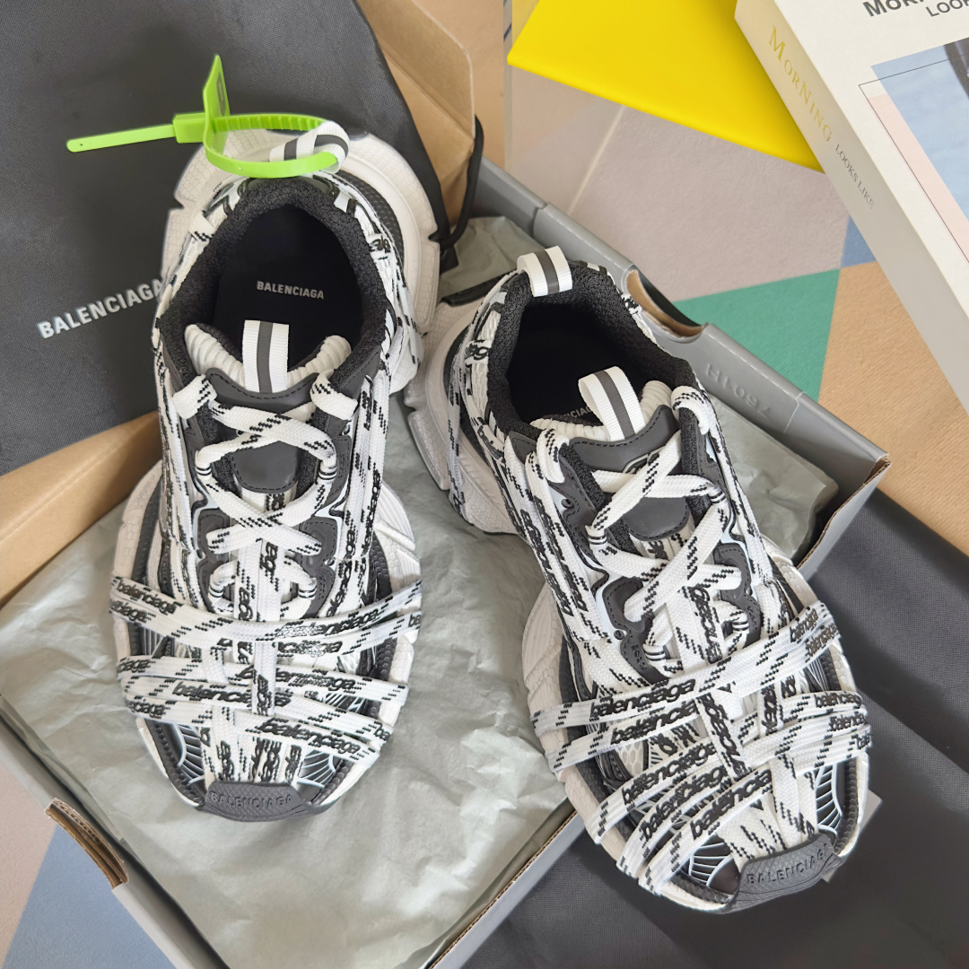 顶级版本:情侣款
Balenciaga巴黎世家 3XL系列Extreme Lace蜘蛛侠 绑带 厚底 休