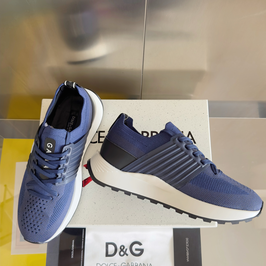 顶级版本：
Dolce&Gabbana杜嘉班纳 D&G最新款 休闲 运动鞋 老爹鞋 跑鞋
原版购入开发 