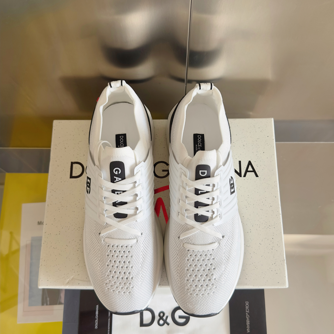 顶级版本：
Dolce&Gabbana杜嘉班纳 D&G最新款 休闲 运动鞋 老爹鞋 跑鞋
原版购入开发 