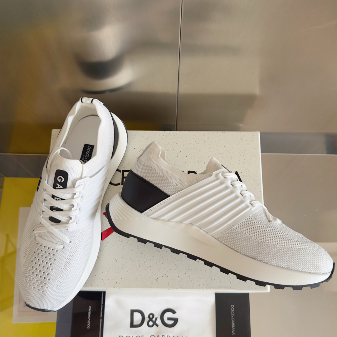 顶级版本：
Dolce&Gabbana杜嘉班纳 D&G最新款 休闲 运动鞋 老爹鞋 跑鞋
原版购入开发 