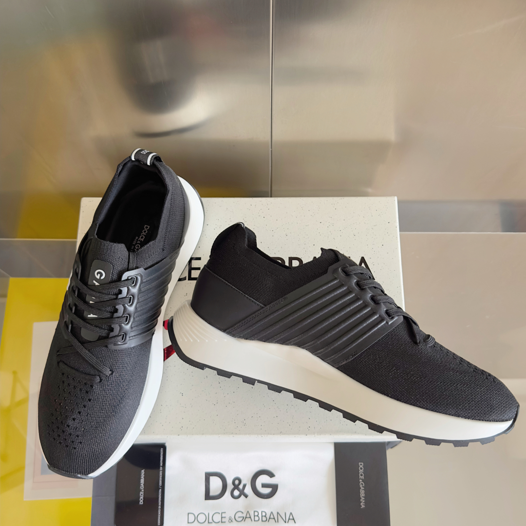 顶级版本：
Dolce&Gabbana杜嘉班纳 D&G最新款 休闲 运动鞋 老爹鞋 跑鞋
原版购入开发 