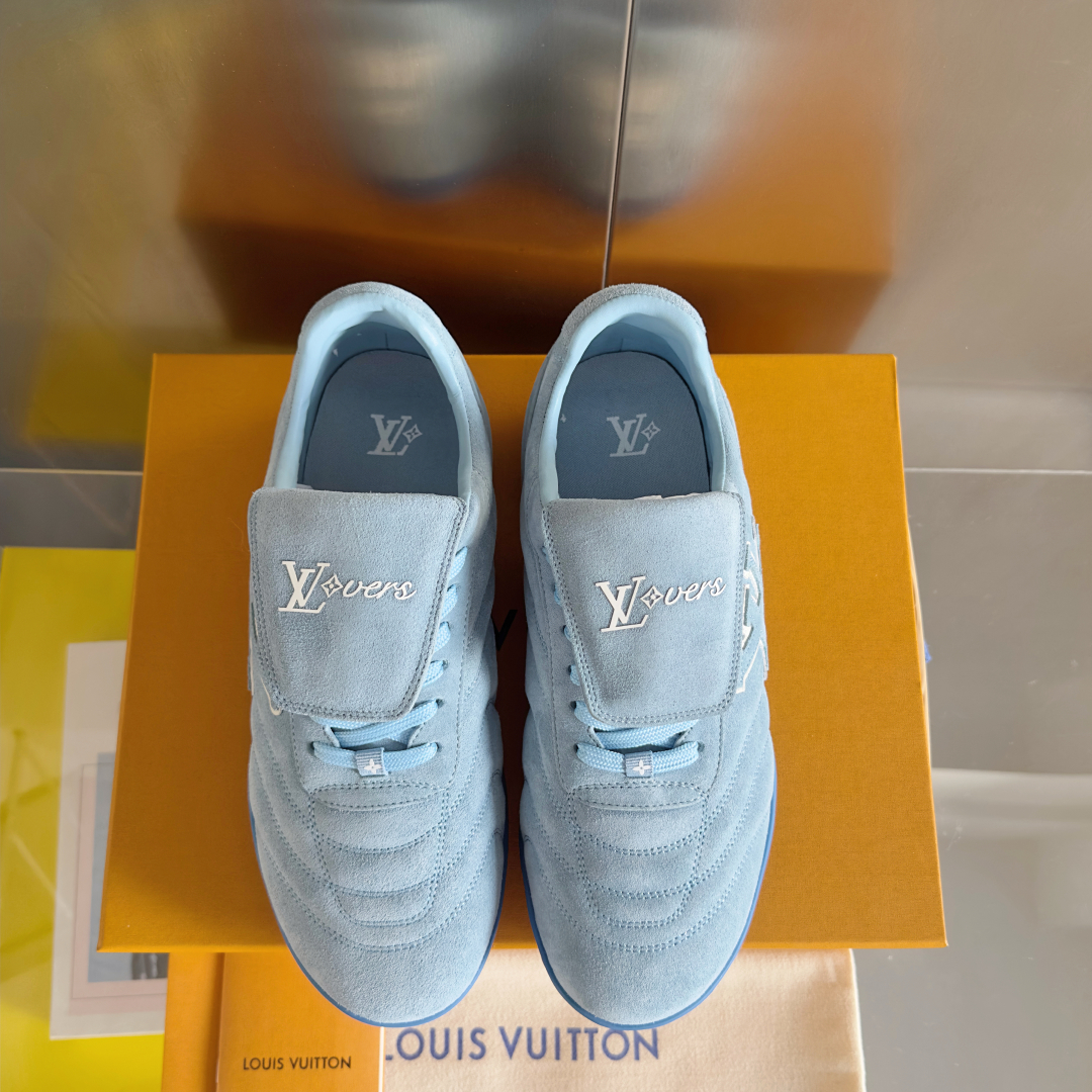 顶级版本：情侣款
LV路易威登L家 驴牌 最新Footprint系列 情侣款 足球运动鞋 休闲 跑鞋
原