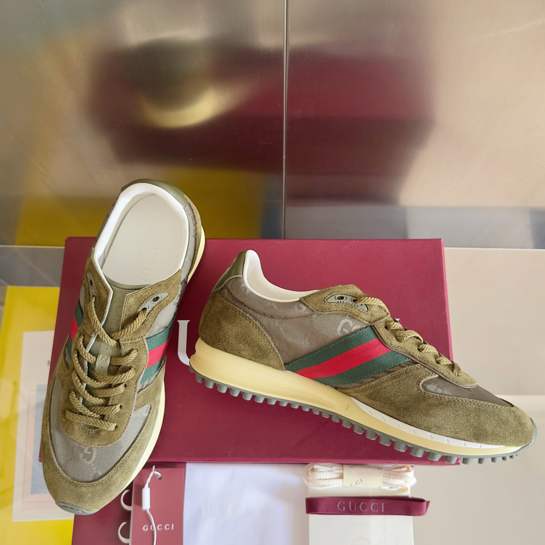 顶级版本：
Gucci古驰 最新 走秀款 Re-Motion系列 厚底 休闲 运动鞋 
原版购入开发 做
