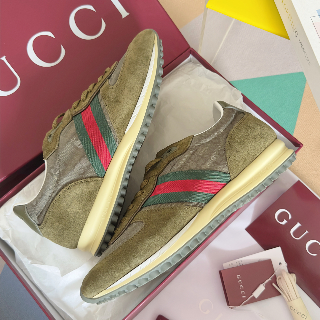 顶级版本：
Gucci古驰 最新 走秀款 Re-Motion系列 厚底 休闲 运动鞋 
原版购入开发 做