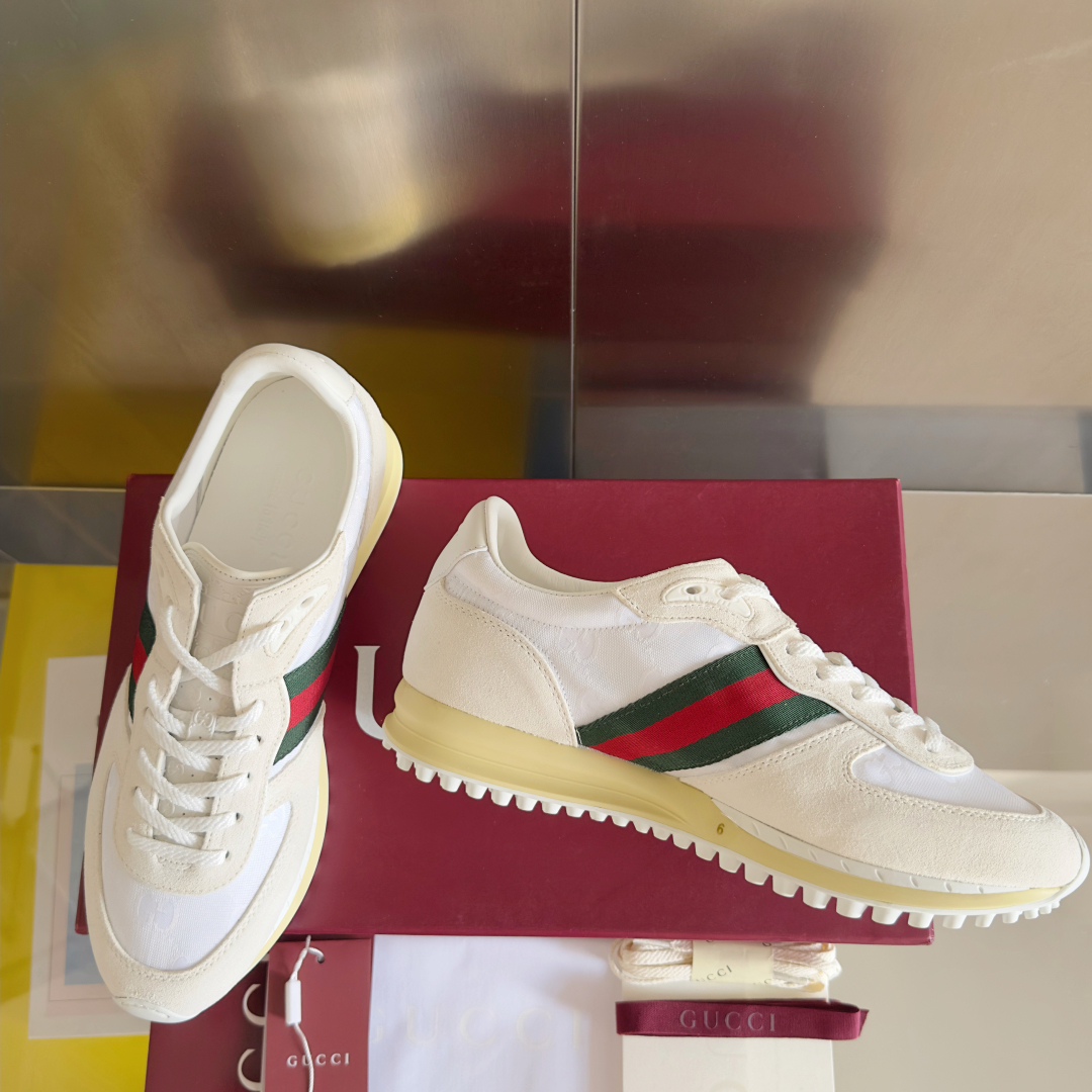 顶级版本：
Gucci古驰 最新 走秀款 Re-Motion系列 厚底 休闲 运动鞋 
原版购入开发 做