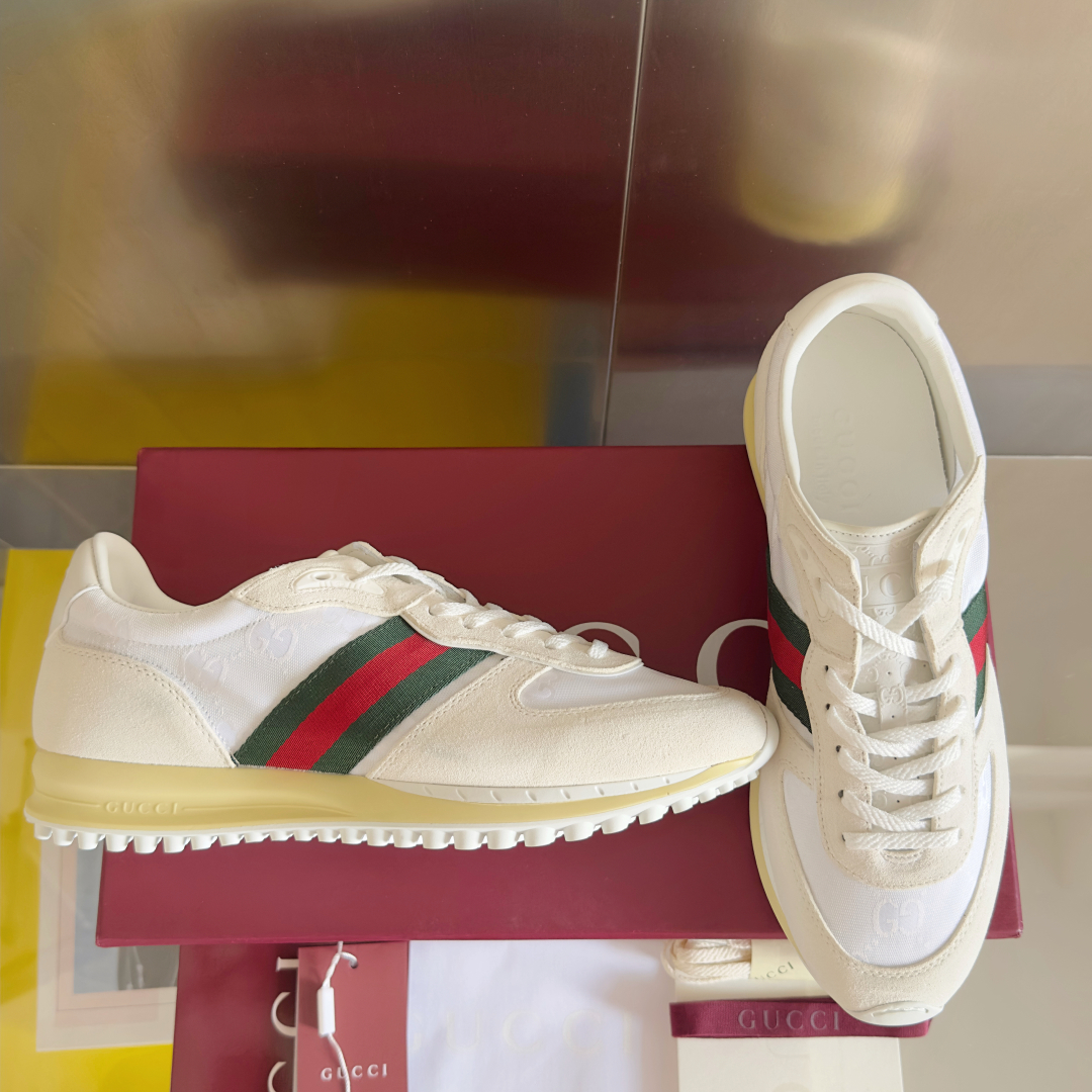 顶级版本：
Gucci古驰 最新 走秀款 Re-Motion系列 厚底 休闲 运动鞋 
原版购入开发 做