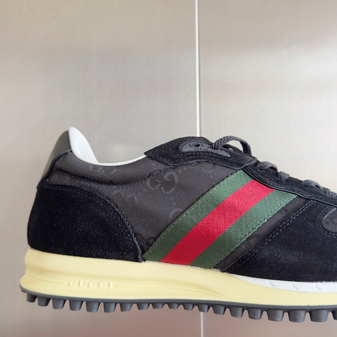 顶级版本：
Gucci古驰 最新 走秀款 Re-Motion系列 厚底 休闲 运动鞋 
原版购入开发 做