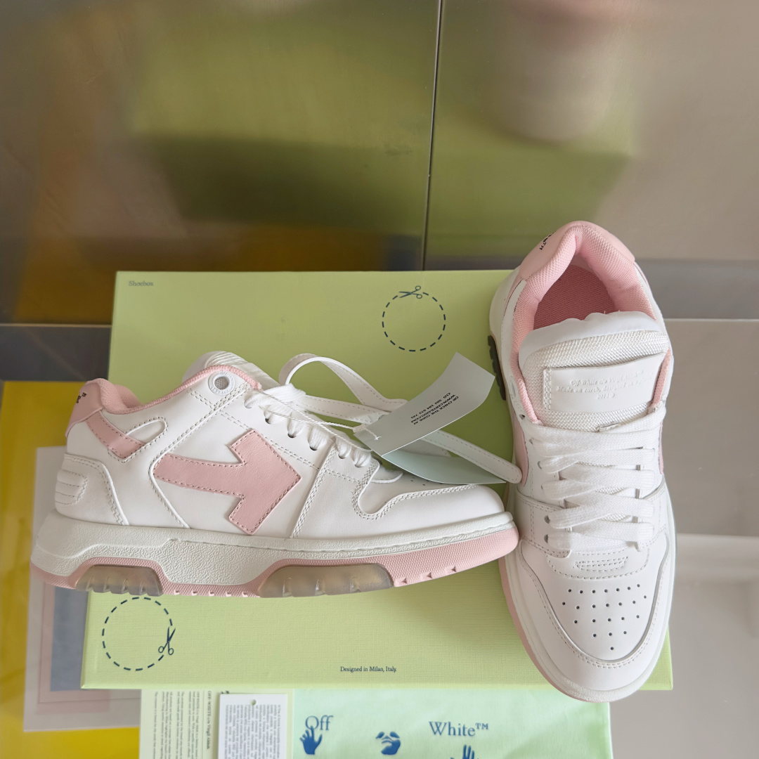 顶级版本:情侣款
Off-White™最新Out Of Office系列 情侣款 厚底 箭头 休闲 运动
