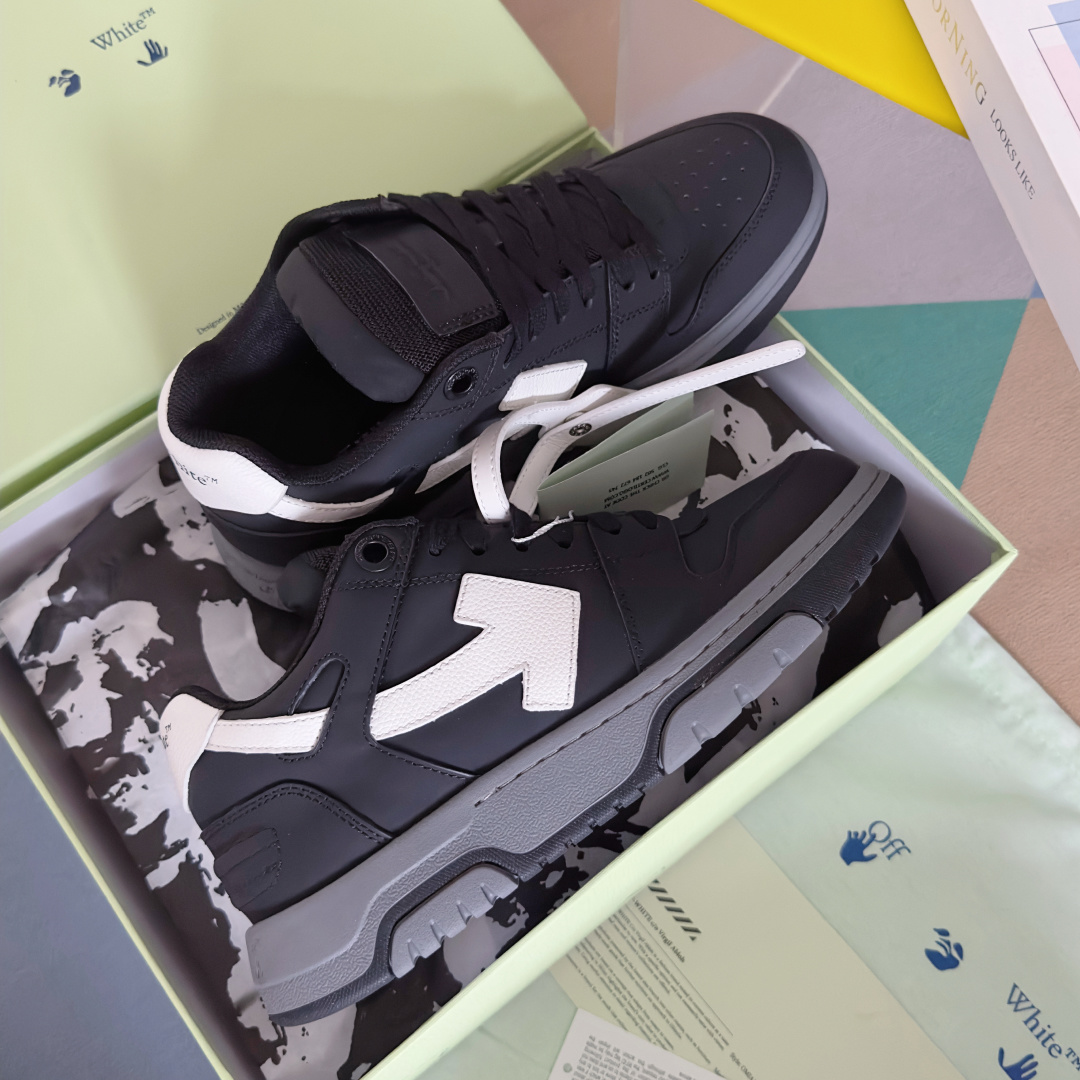顶级版本:情侣款
Off-White™最新Out Of Office系列 情侣款 厚底 箭头 休闲 运动