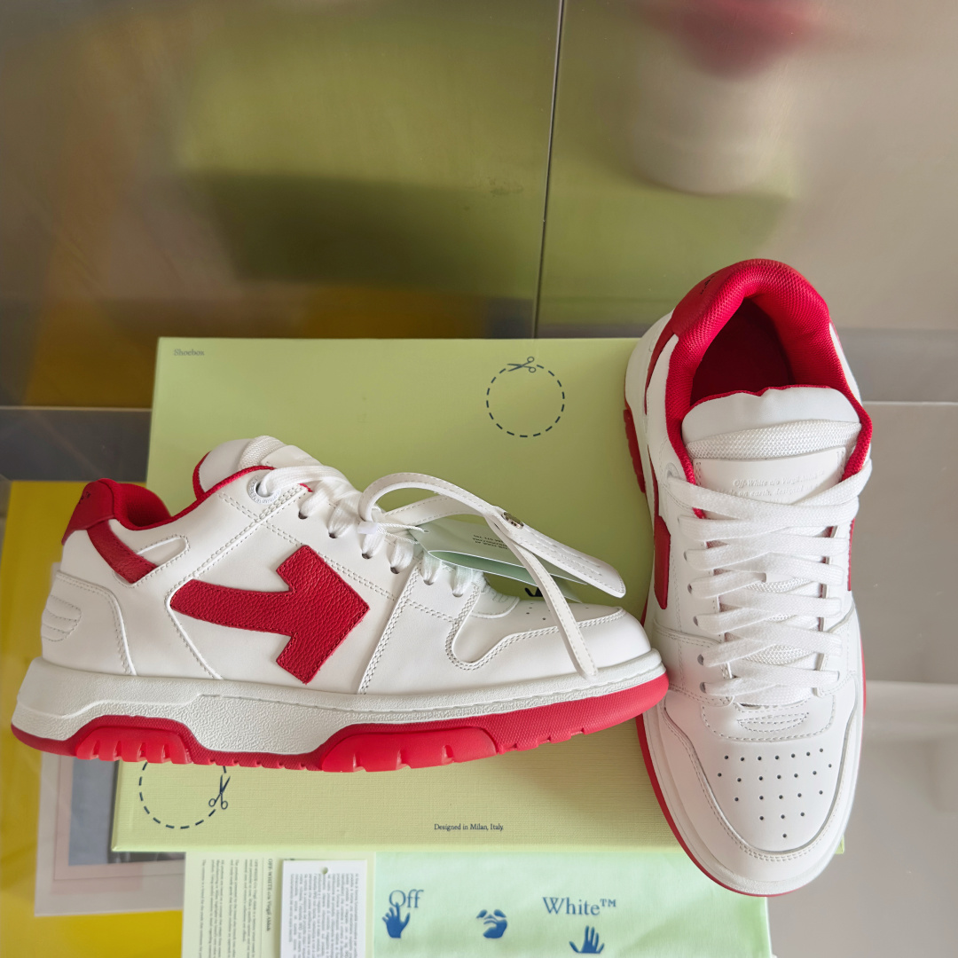 顶级版本:情侣款
Off-White™最新Out Of Office系列 情侣款 厚底 箭头 休闲 运动