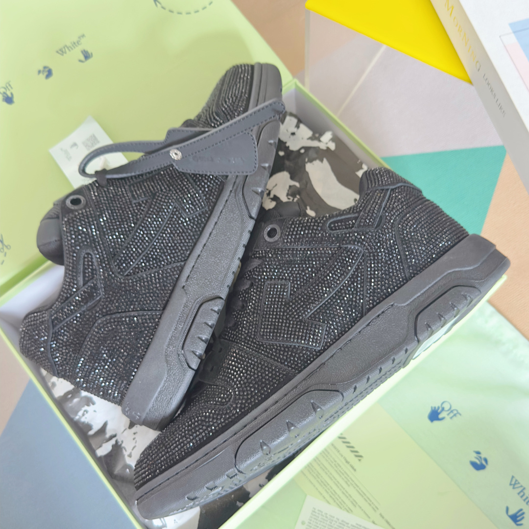 顶级版本:情侣款
Off-White™最新Out Of Office系列 情侣款 厚底 箭头 休闲 运动