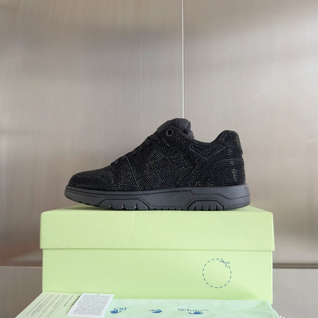 顶级版本:情侣款
Off-White™最新Out Of Office系列 情侣款 厚底 箭头 休闲 运动