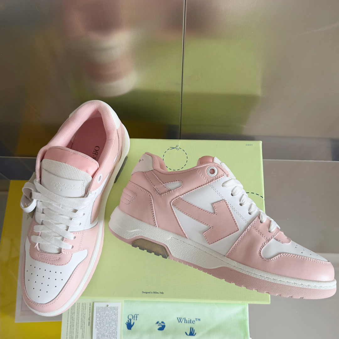 顶级版本:情侣款
Off-White™最新Out Of Office系列 情侣款 厚底 箭头 休闲 运动
