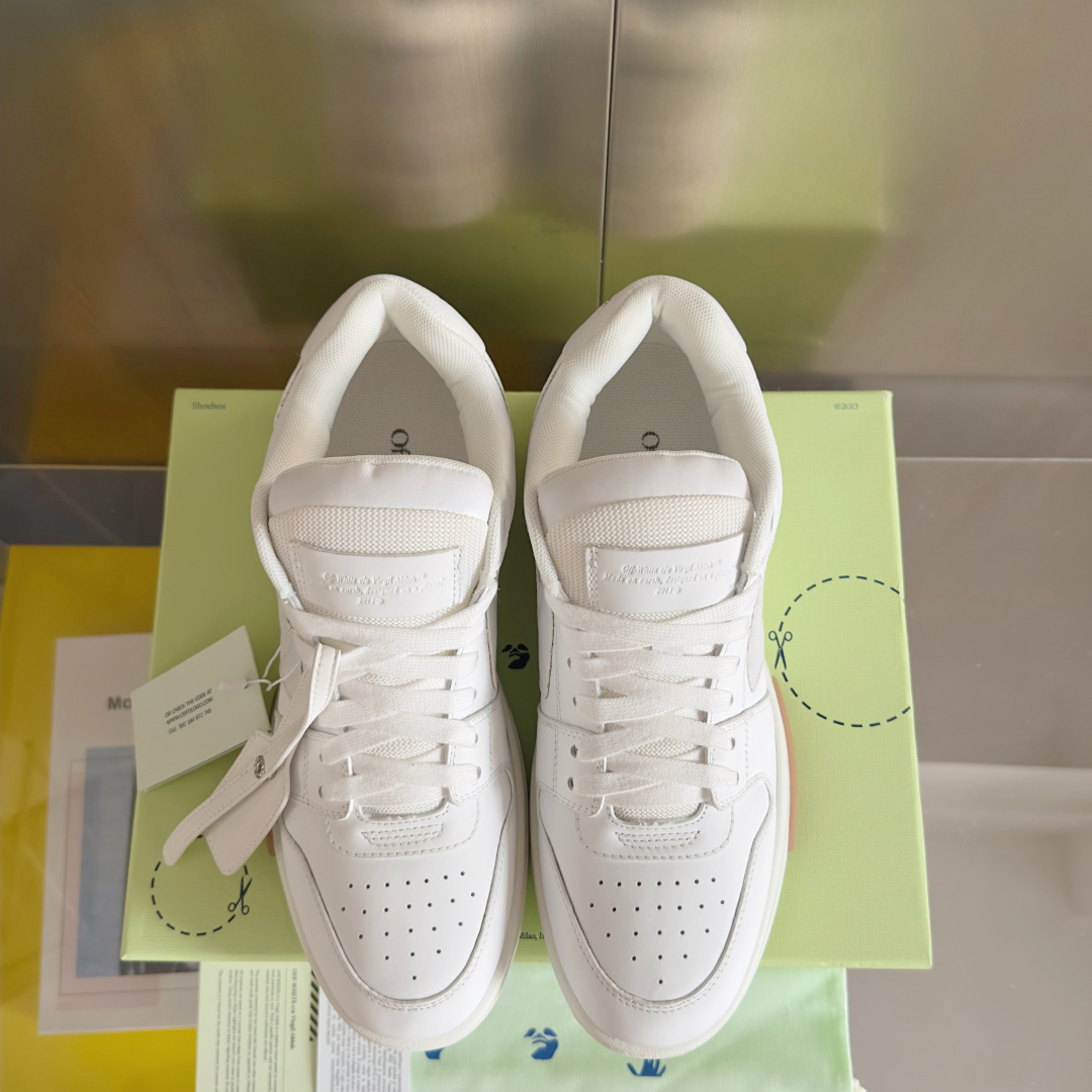 顶级版本：情侣款
Off-White™最新Out Of Office系列 情侣款 厚底 箭头 休闲 运动