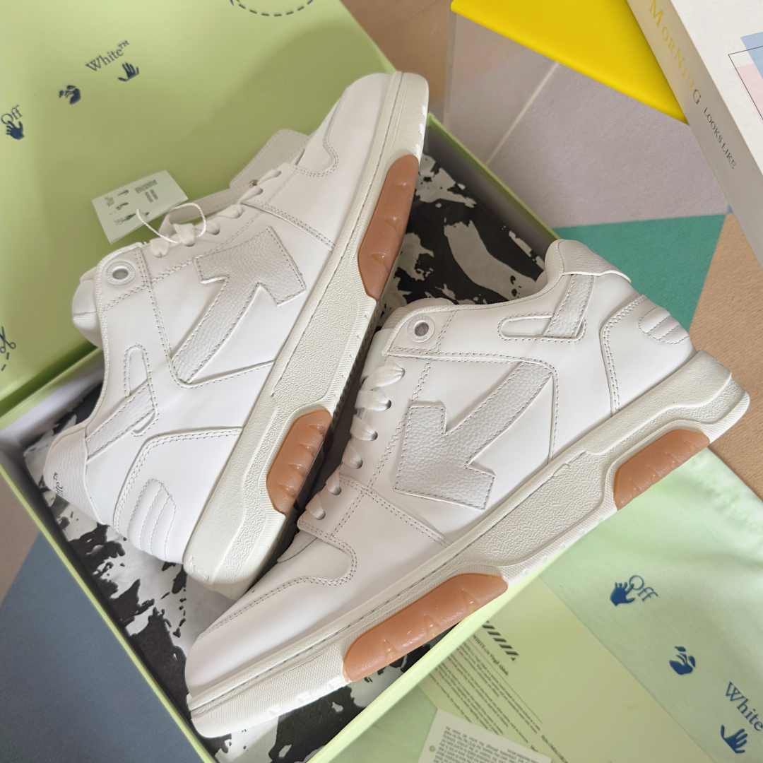 顶级版本：情侣款
Off-White™最新Out Of Office系列 情侣款 厚底 箭头 休闲 运动