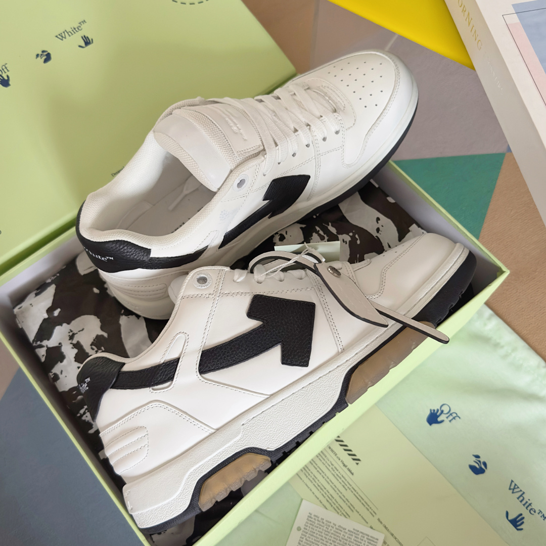 顶级版本:情侣款
Off-White™最新Out Of Office系列 情侣款 厚底 箭头 休闲 运动