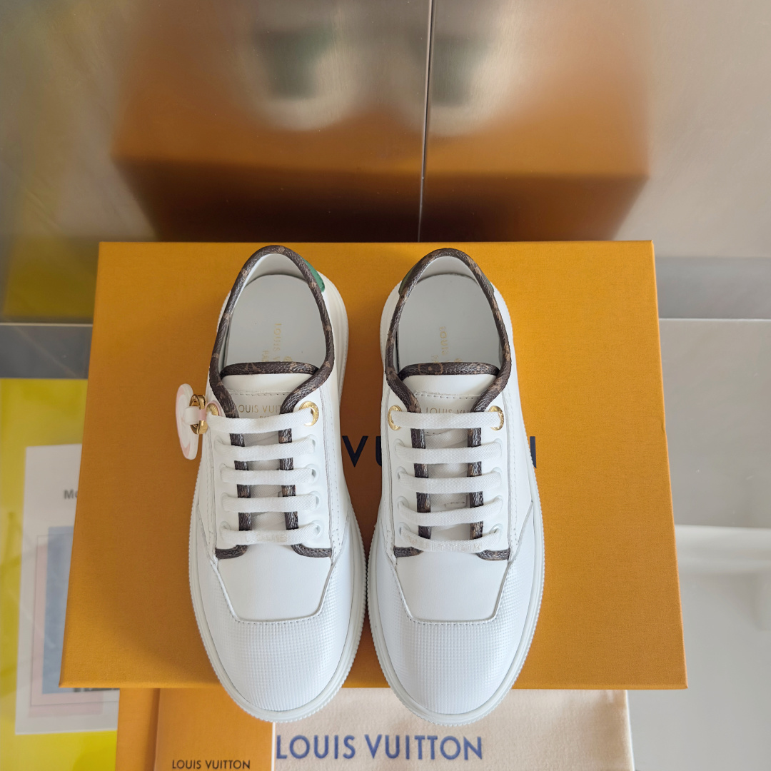 顶级版本:女款(莞货
LV路易威登L家 驴牌最新Lagoon系列 厚底丹宁牛仔布 压花 老花 厚底 休闲