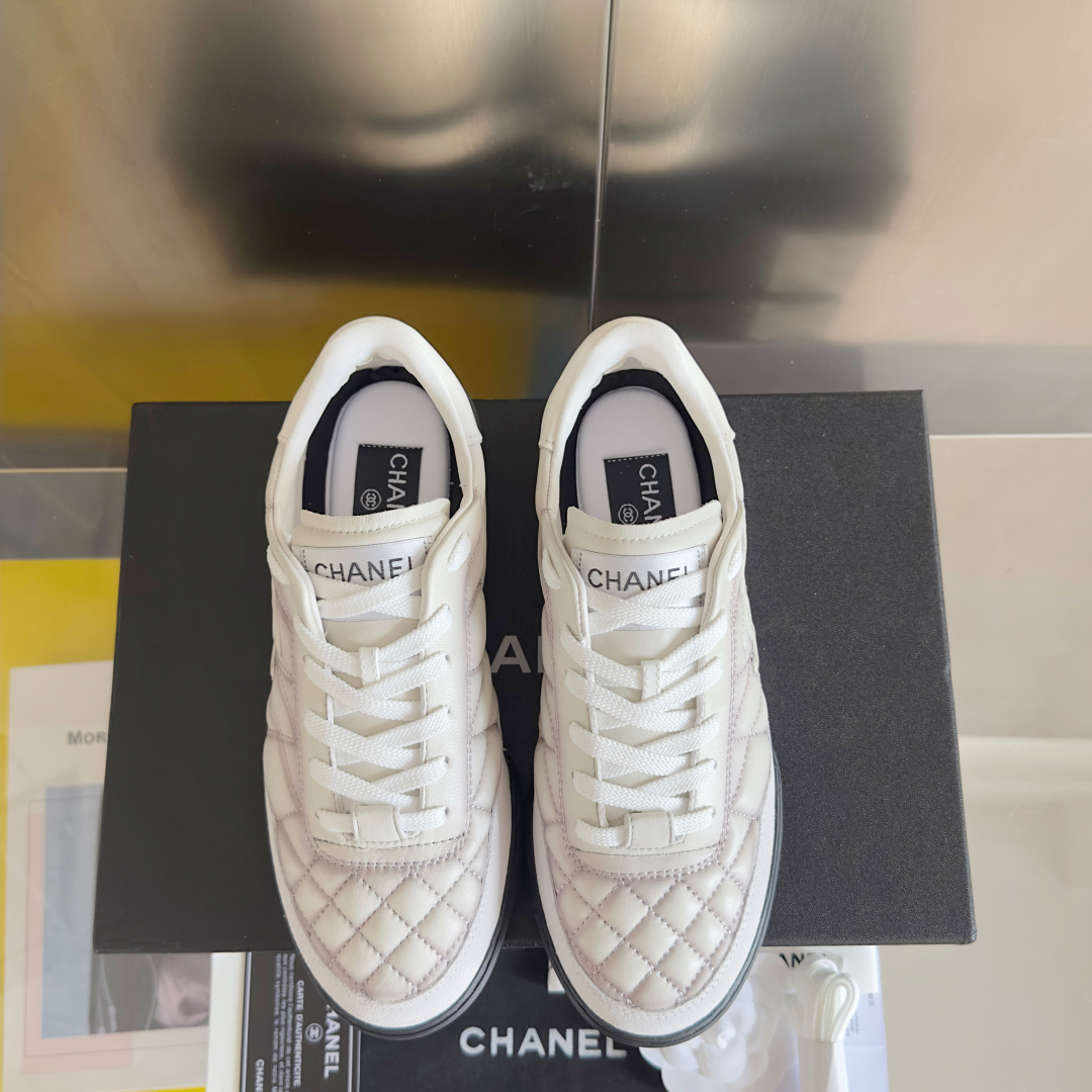 顶级版本：女款
Chanel香奈儿 小羊皮 菱格纹 棒球鞋 网球鞋 黑白 熊猫配色 休闲 运动鞋
原版购