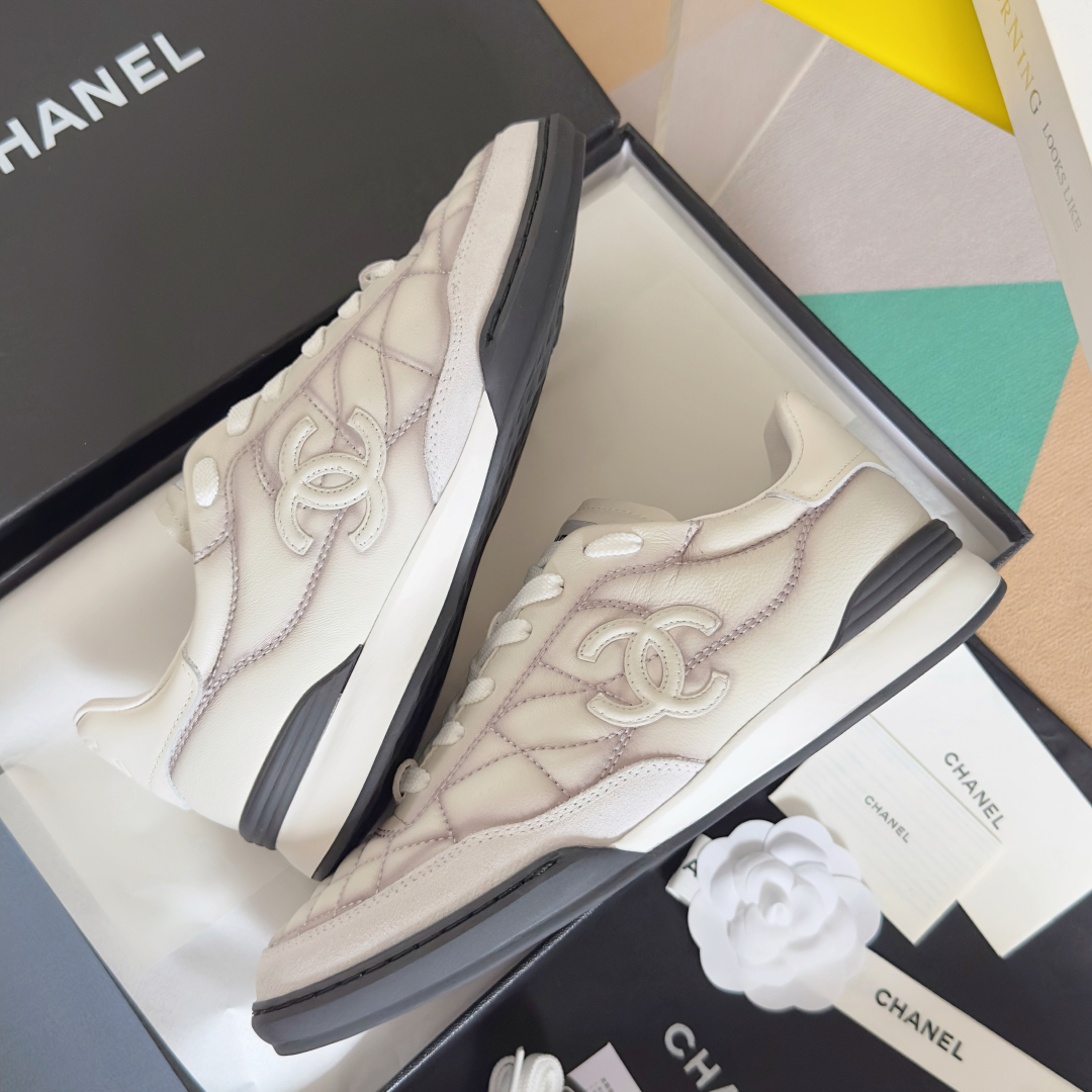 顶级版本：女款
Chanel香奈儿 小羊皮 菱格纹 棒球鞋 网球鞋 黑白 熊猫配色 休闲 运动鞋
原版购