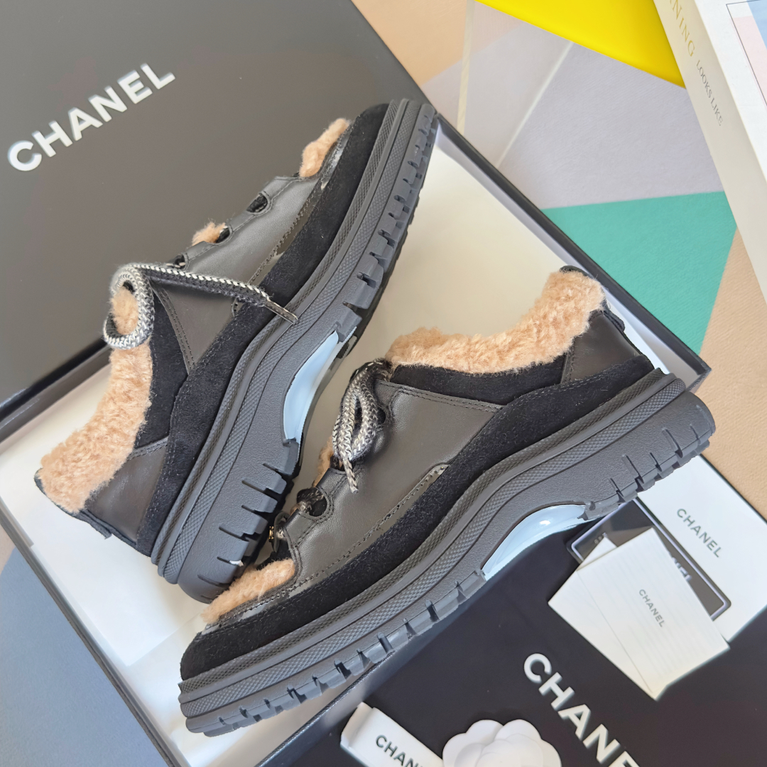 顶级版本：女款
Chanel 香奈儿 25C 中古风 厚底 休闲鞋 运动鞋
原版购入开发 做货 小香 C