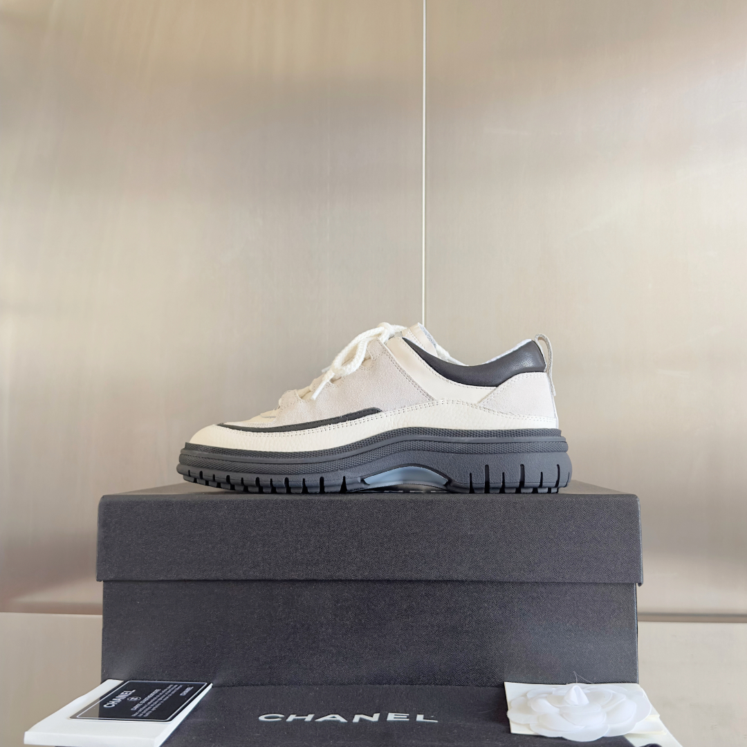顶级版本：女款
Chanel 香奈儿 25C 中古风 厚底 休闲鞋 运动鞋
原版购入开发 做货 小香 C