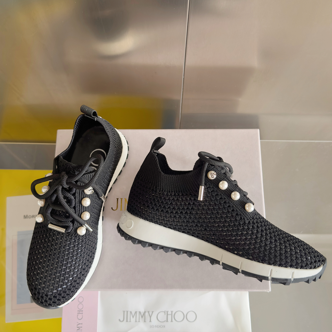 顶级版本：女款
Jimmy Choo周仰杰JC最新Veles系列 飞织 针织 休闲 运动鞋
原版购入开发