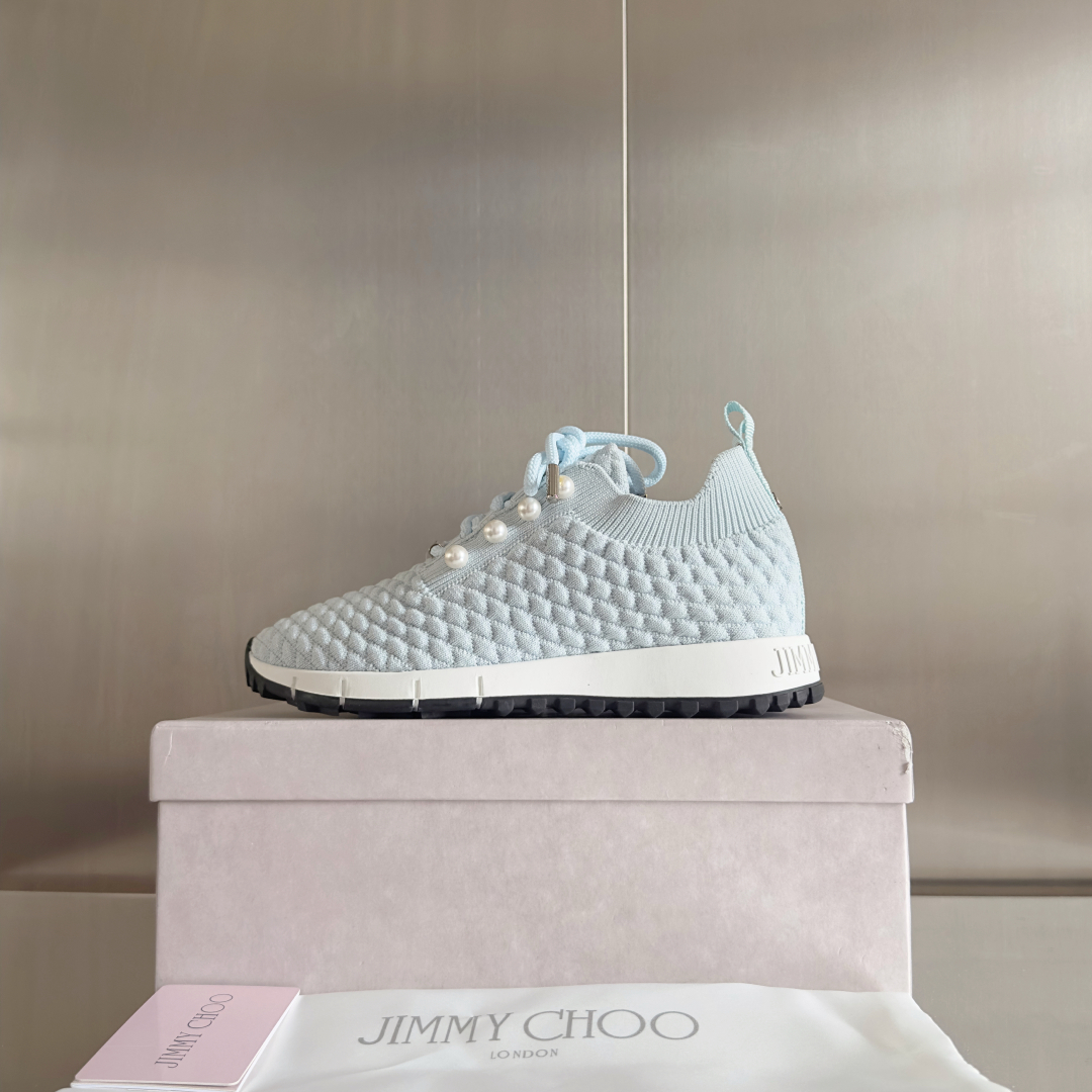 顶级版本：女款
Jimmy Choo周仰杰JC最新Veles系列 飞织 针织 休闲 运动鞋
原版购入开发