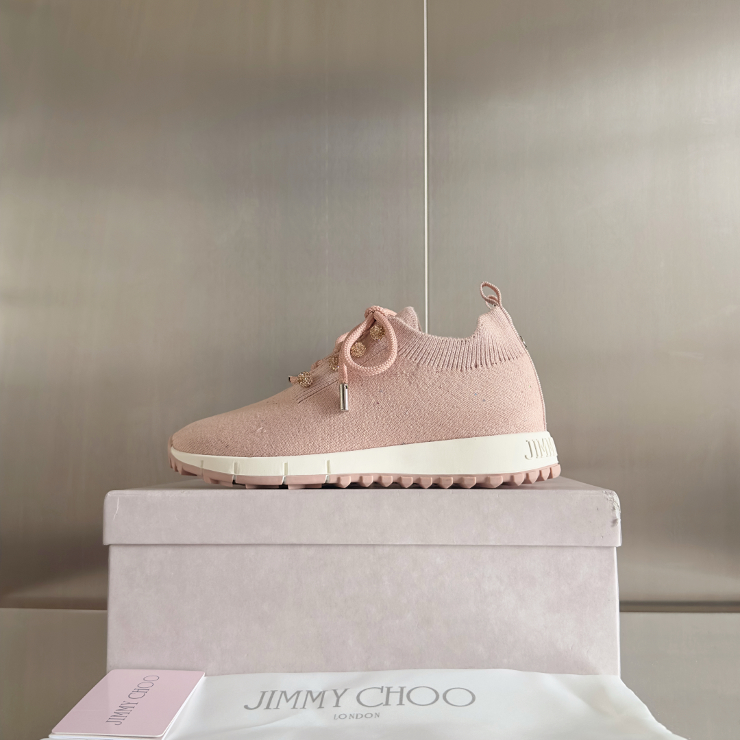 顶级版本：女款
Jimmy Choo周仰杰JC最新Veles系列 飞织 针织 休闲 运动鞋
原版购入开发