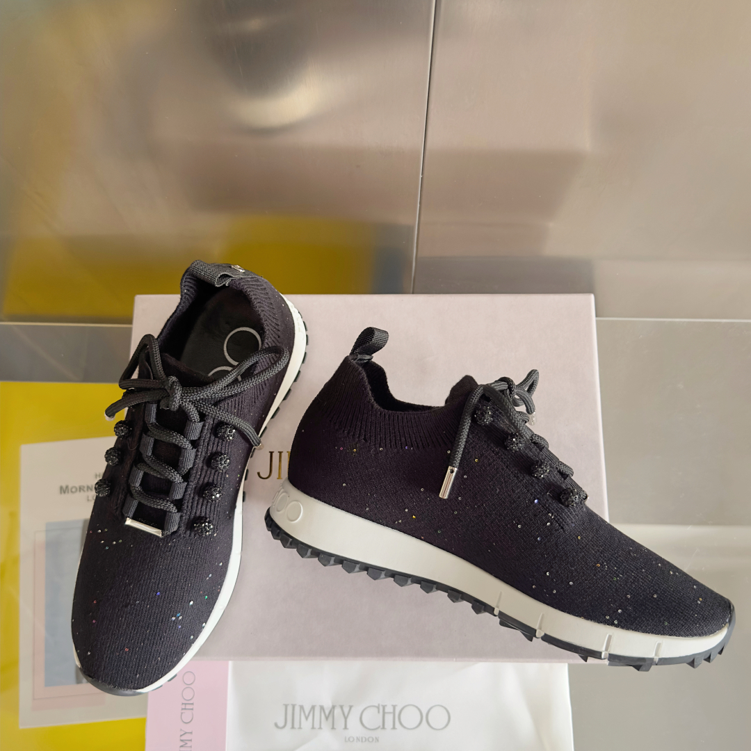 顶级版本：女款
Jimmy Choo周仰杰JC最新Veles系列 飞织 针织 休闲 运动鞋
原版购入开发
