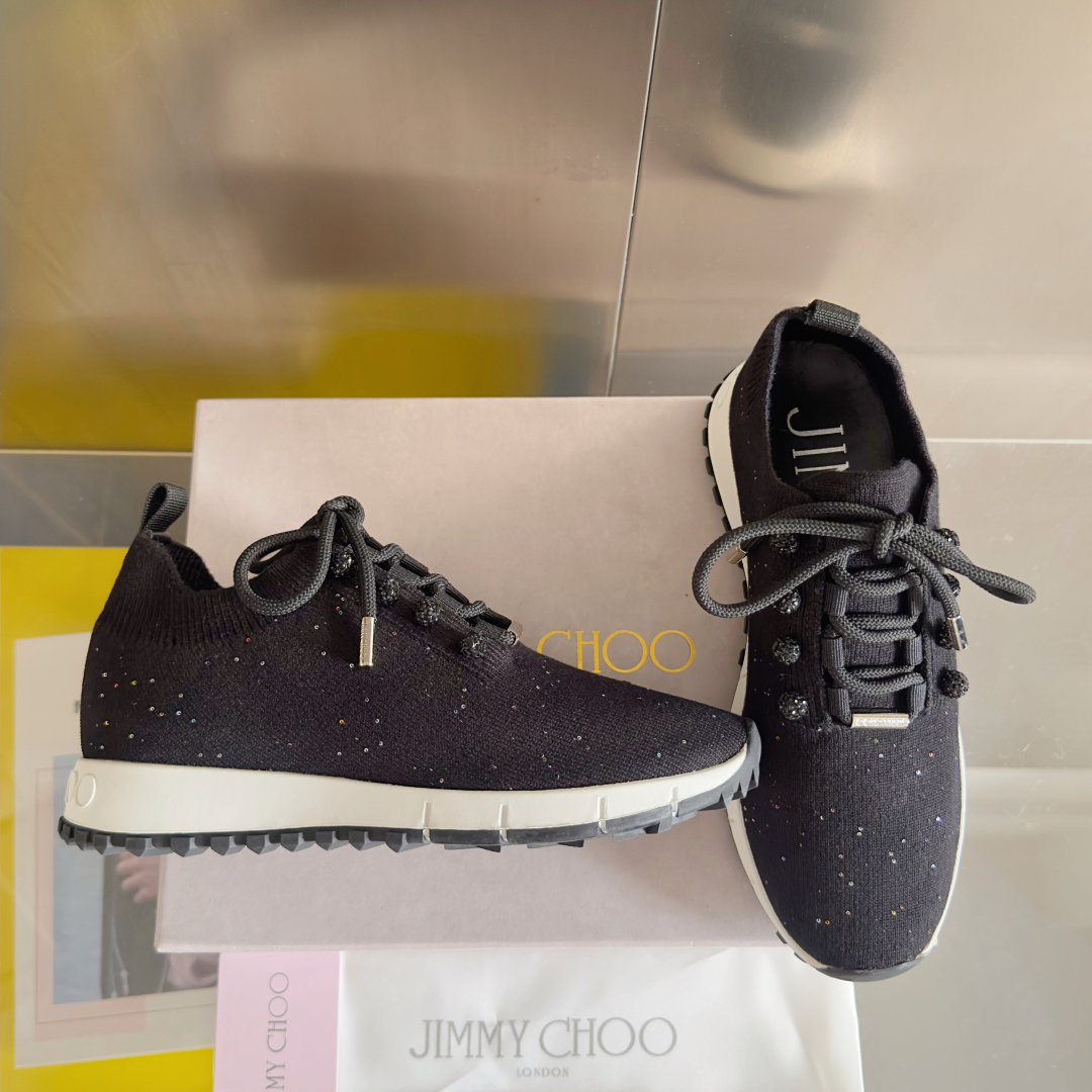 顶级版本：女款
Jimmy Choo周仰杰JC最新Veles系列 飞织 针织 休闲 运动鞋
原版购入开发
