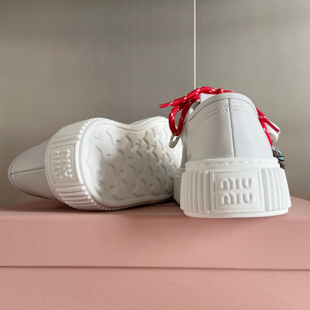 顶级版本：女款
MiuMiu缪缪 最新款 魔术贴 帆布 厚底 饼干鞋 休闲 运动鞋
原版购入开发 做货 