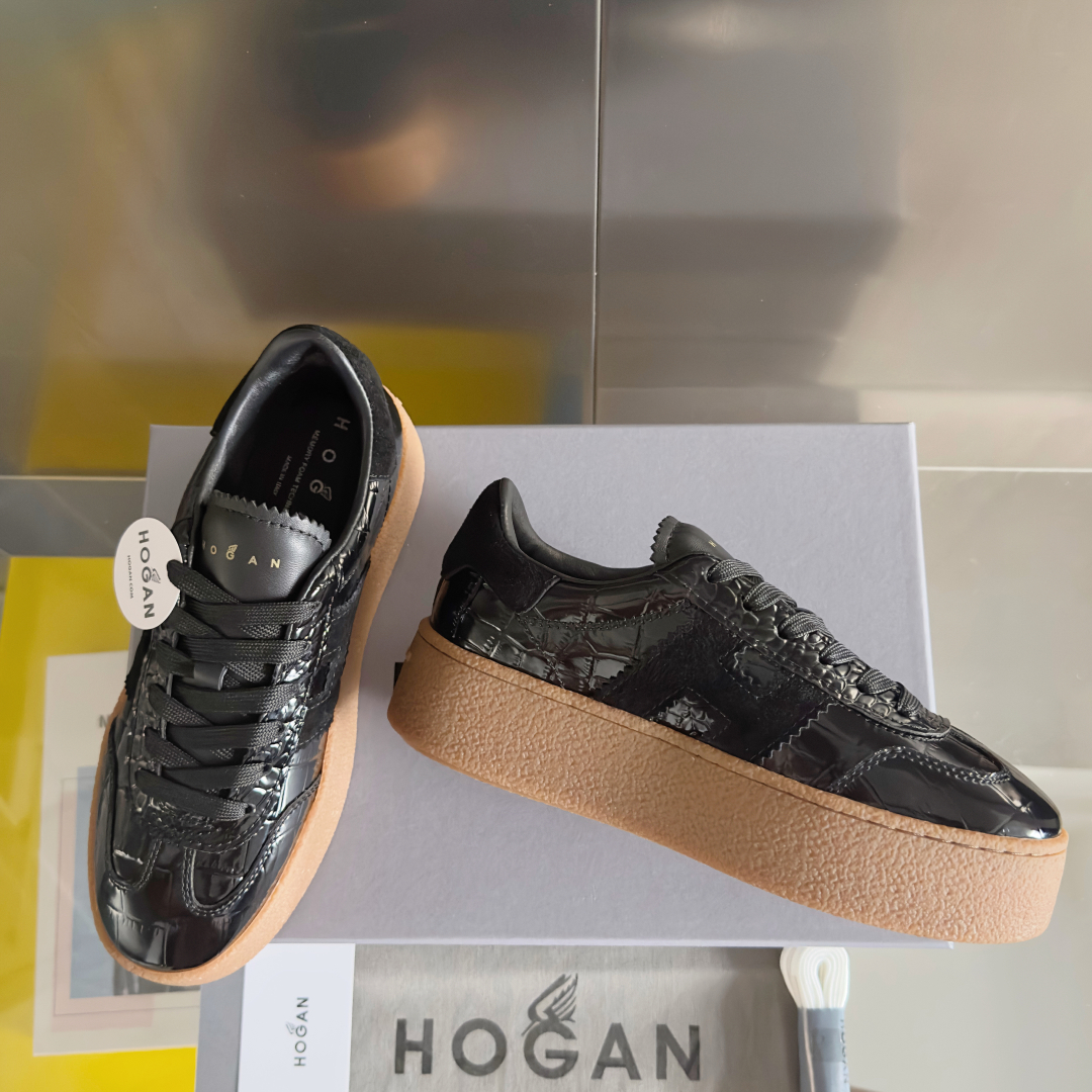 顶级版本：女款
Hogan霍根 最新Platform系列H698 厚底 休闲 运动鞋 德训鞋
原版购入开