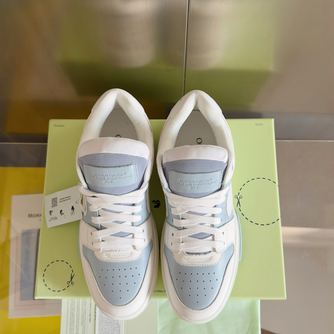 顶级版本:情侣款
Off-White™最新Out Of Office系列 情侣款 厚底 箭头 休闲 运动