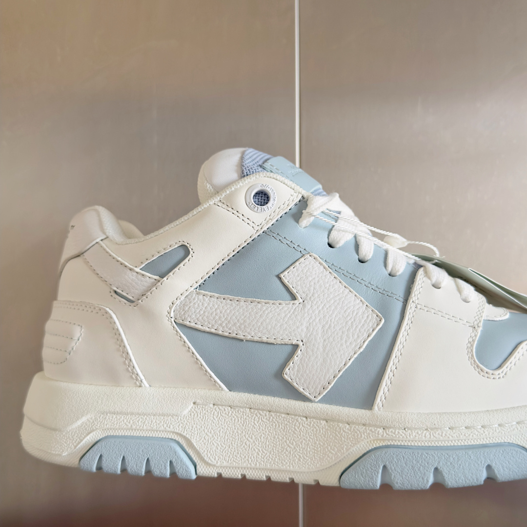 顶级版本:情侣款
Off-White™最新Out Of Office系列 情侣款 厚底 箭头 休闲 运动