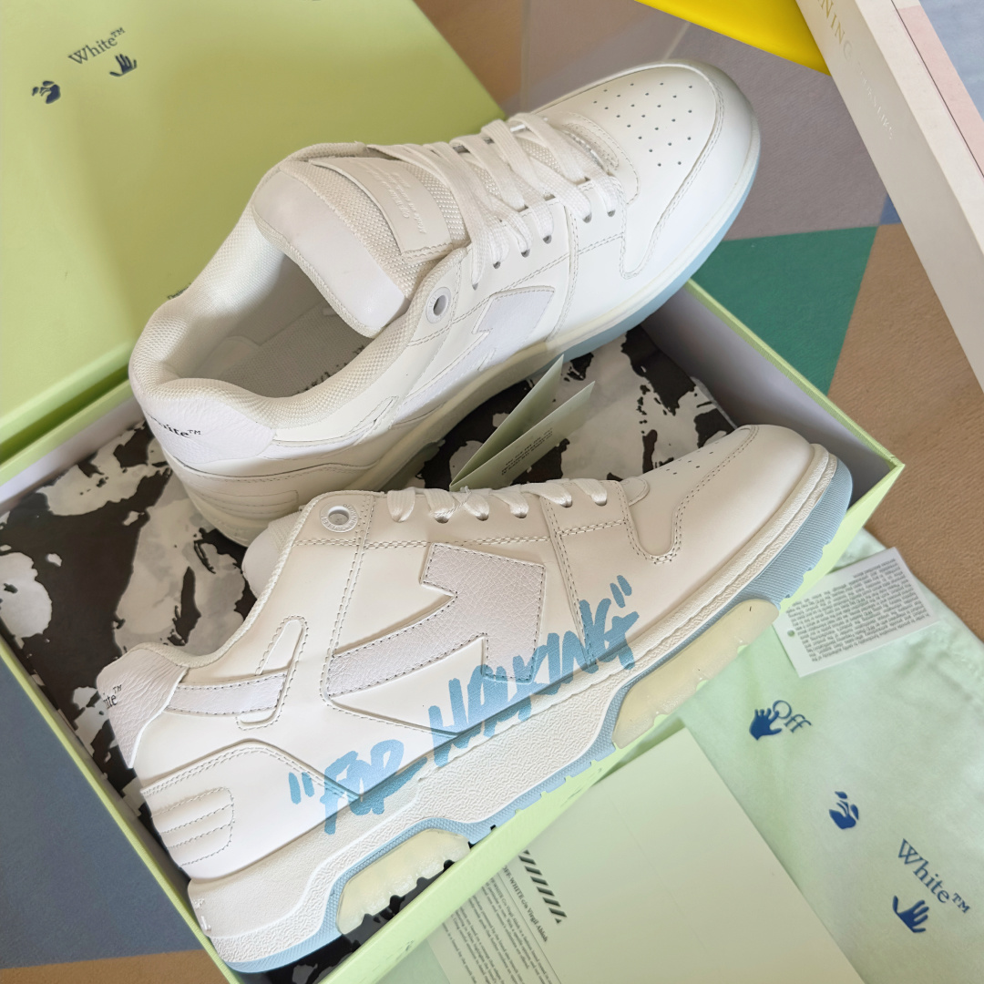 顶级版本:情侣款
Off-White™最新Out Of Office系列 情侣款 厚底 箭头 休闲 运动