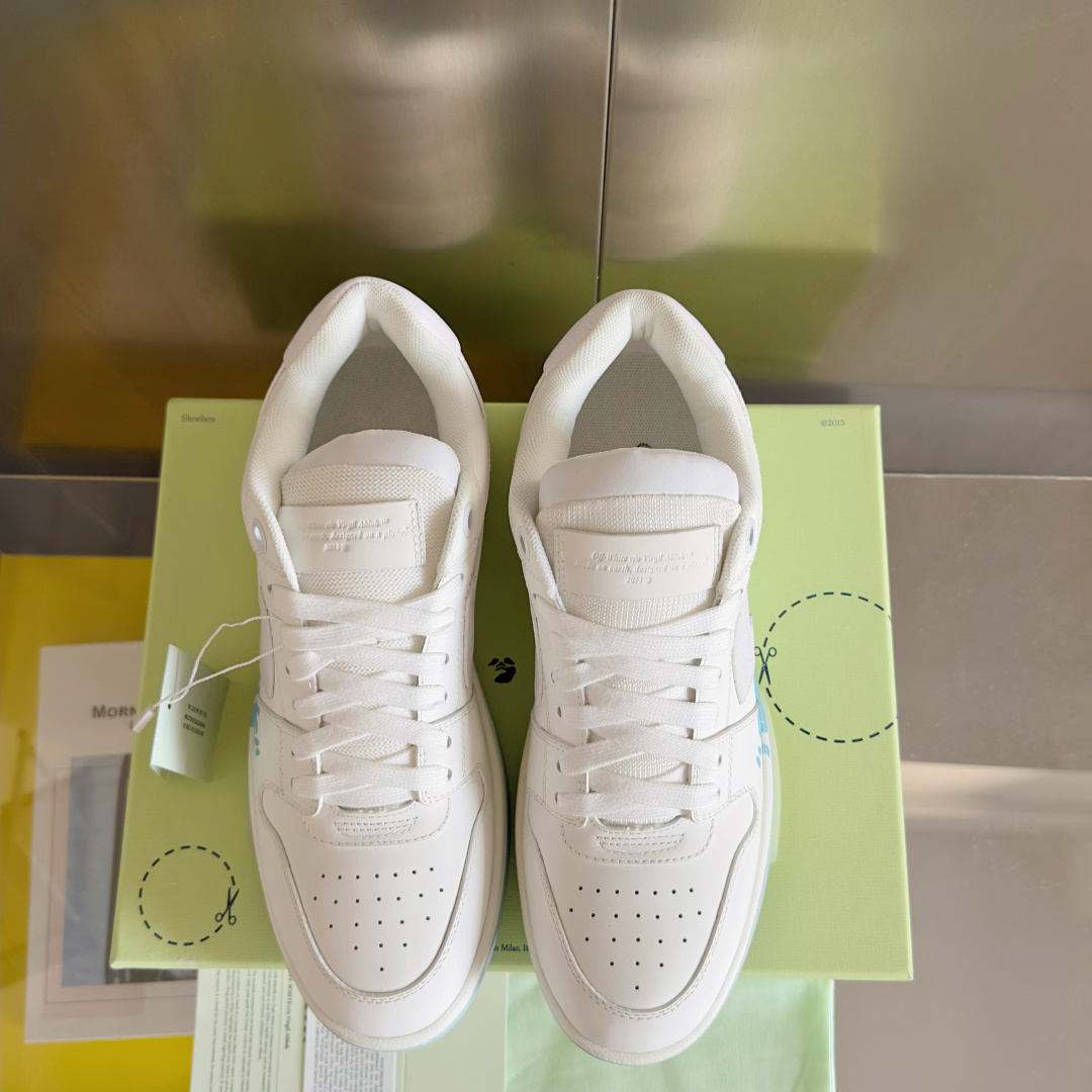 顶级版本:情侣款
Off-White™最新Out Of Office系列 情侣款 厚底 箭头 休闲 运动