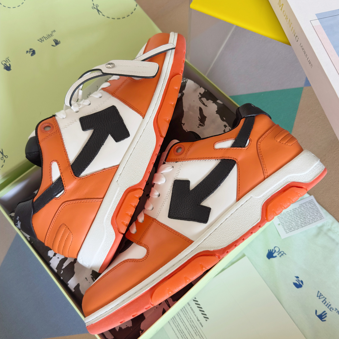 顶级版本:情侣款
Off-White™最新Out Of Office系列 情侣款 厚底 箭头 休闲 运动