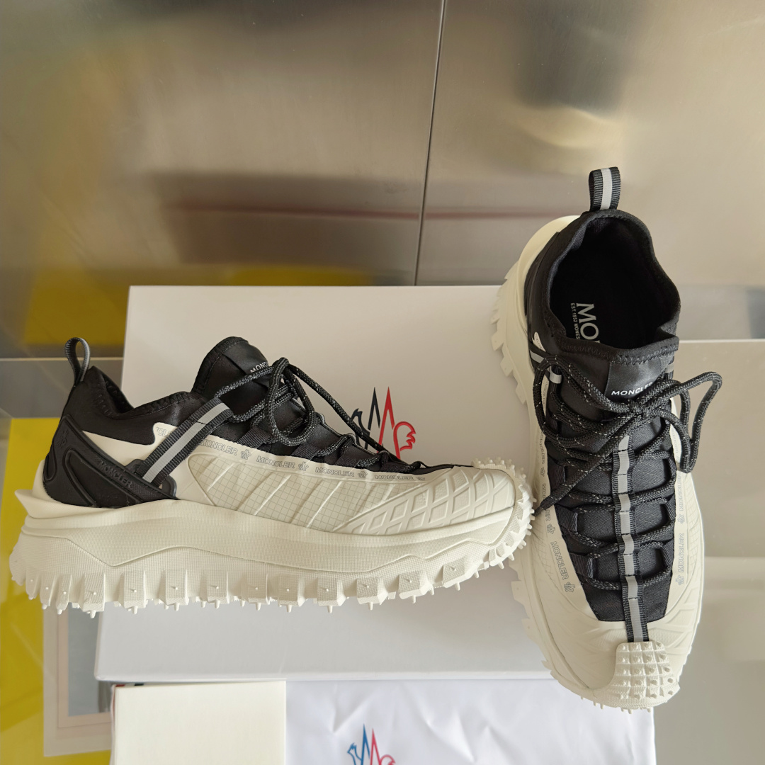 顶级版本:男款
Moncler 盟可睐/蒙口 Trailgrip Apex GTX 户外 休闲 运动鞋