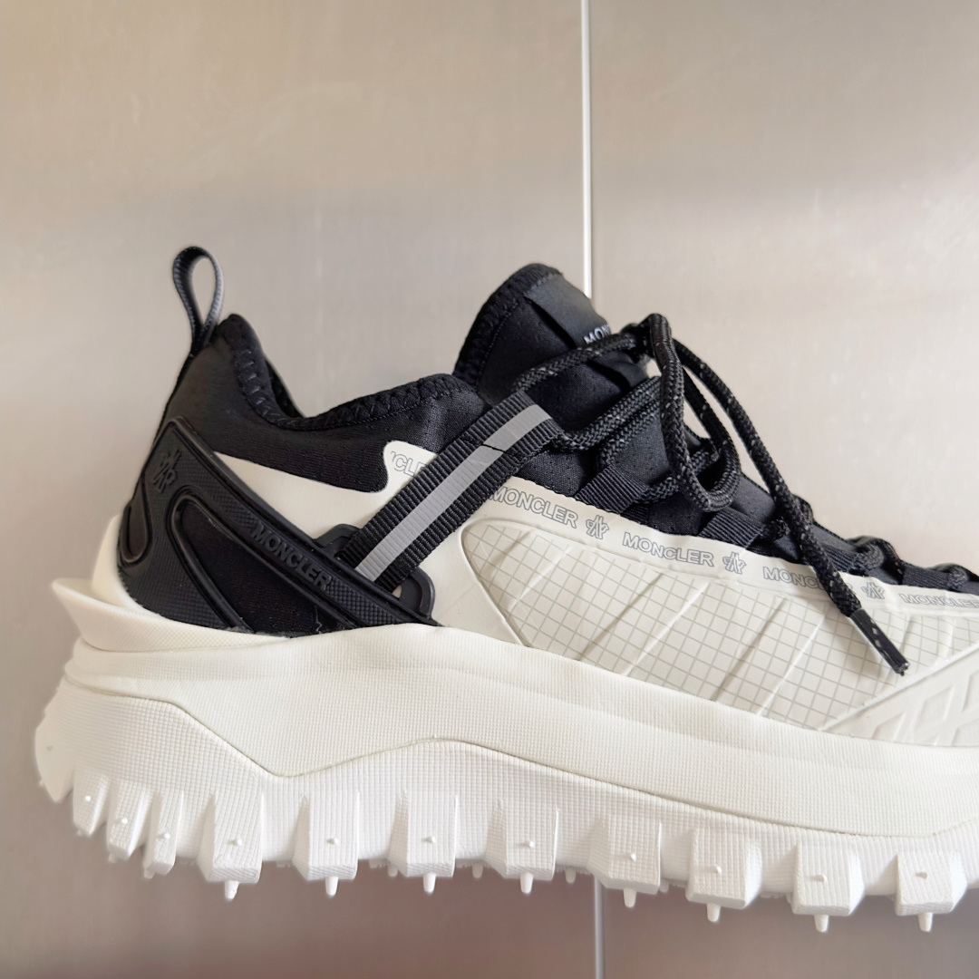 顶级版本:男款
Moncler 盟可睐/蒙口 Trailgrip Apex GTX 户外 休闲 运动鞋