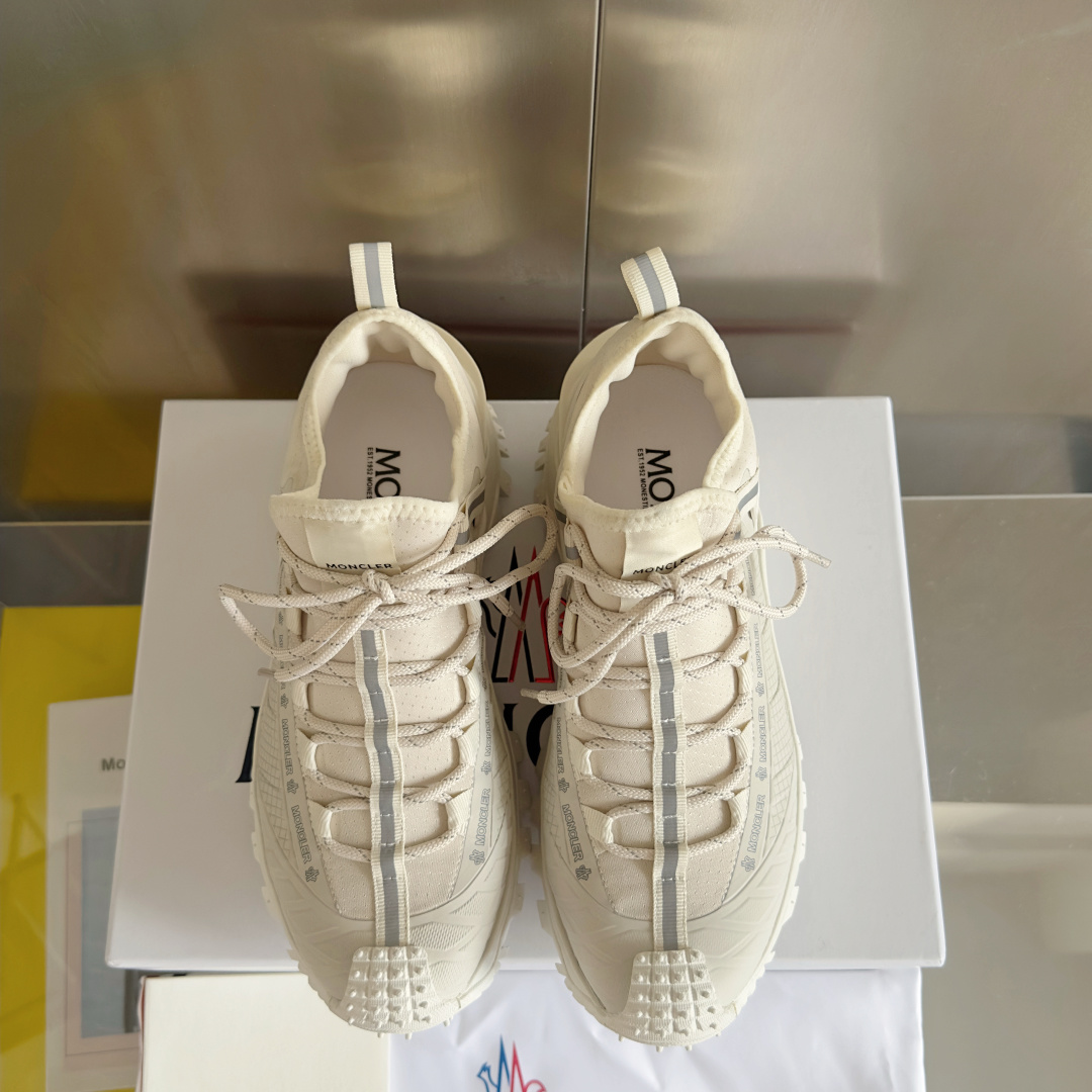 顶级版本:男款
Moncler 盟可睐/蒙口 Trailgrip Apex GTX 户外 休闲 运动鞋
