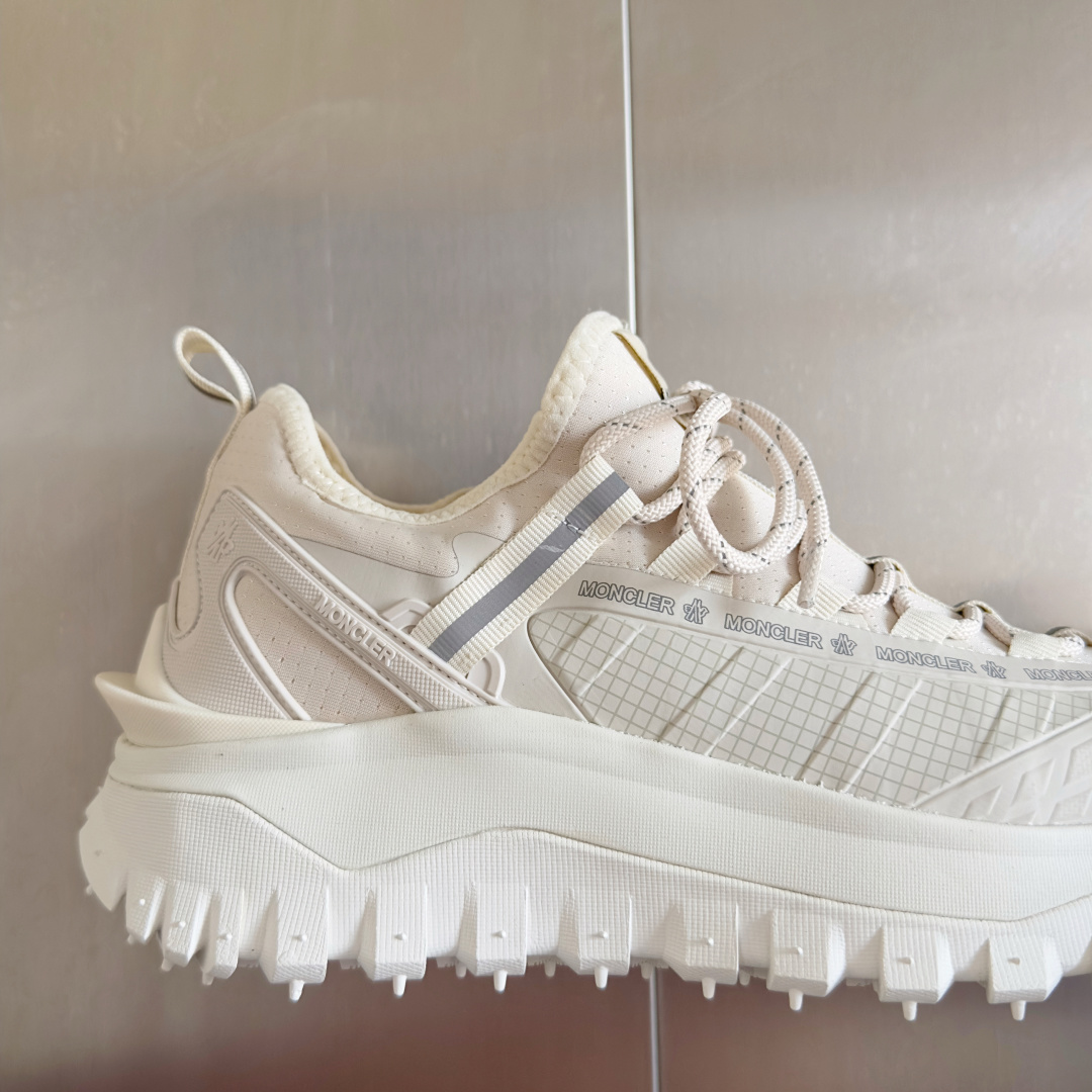顶级版本:男款
Moncler 盟可睐/蒙口 Trailgrip Apex GTX 户外 休闲 运动鞋