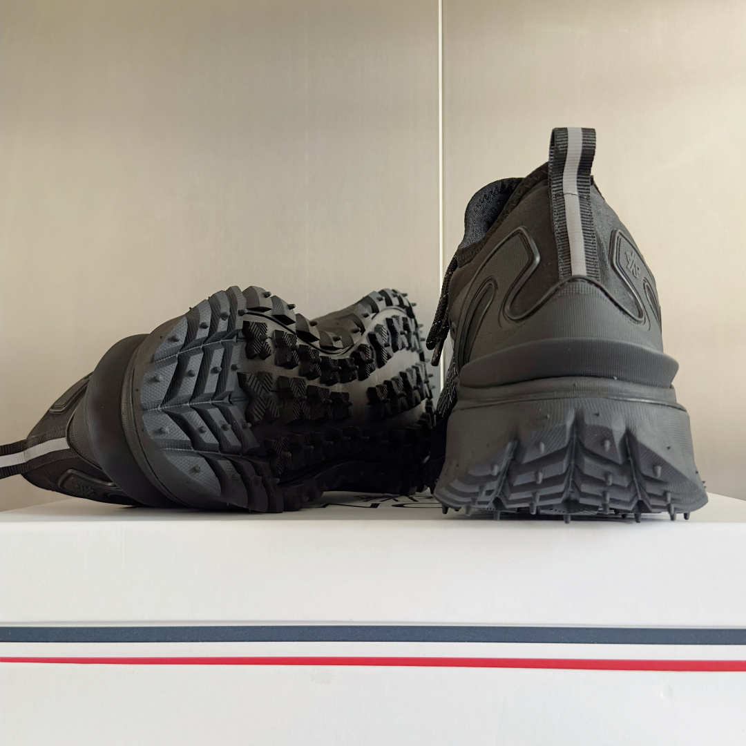 顶级版本:男款
Moncler 盟可睐/蒙口 Trailgrip Apex GTX 户外 休闲 运动鞋