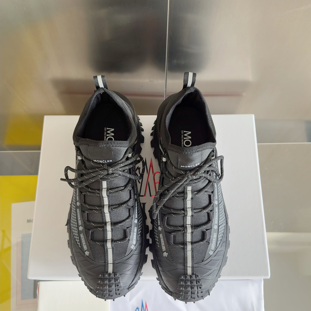 顶级版本:男款
Moncler 盟可睐/蒙口 Trailgrip Apex GTX 户外 休闲 运动鞋