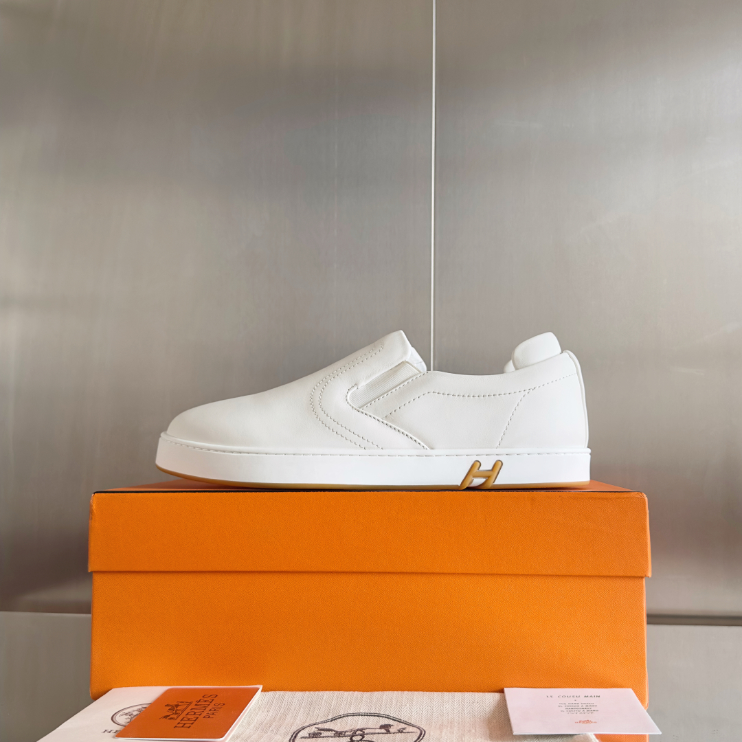 顶级版本：男款
Hermes爱马仕 Lucky系列 乐福鞋 休闲 运动鞋 滑板鞋
原版购入开发 做货 这
