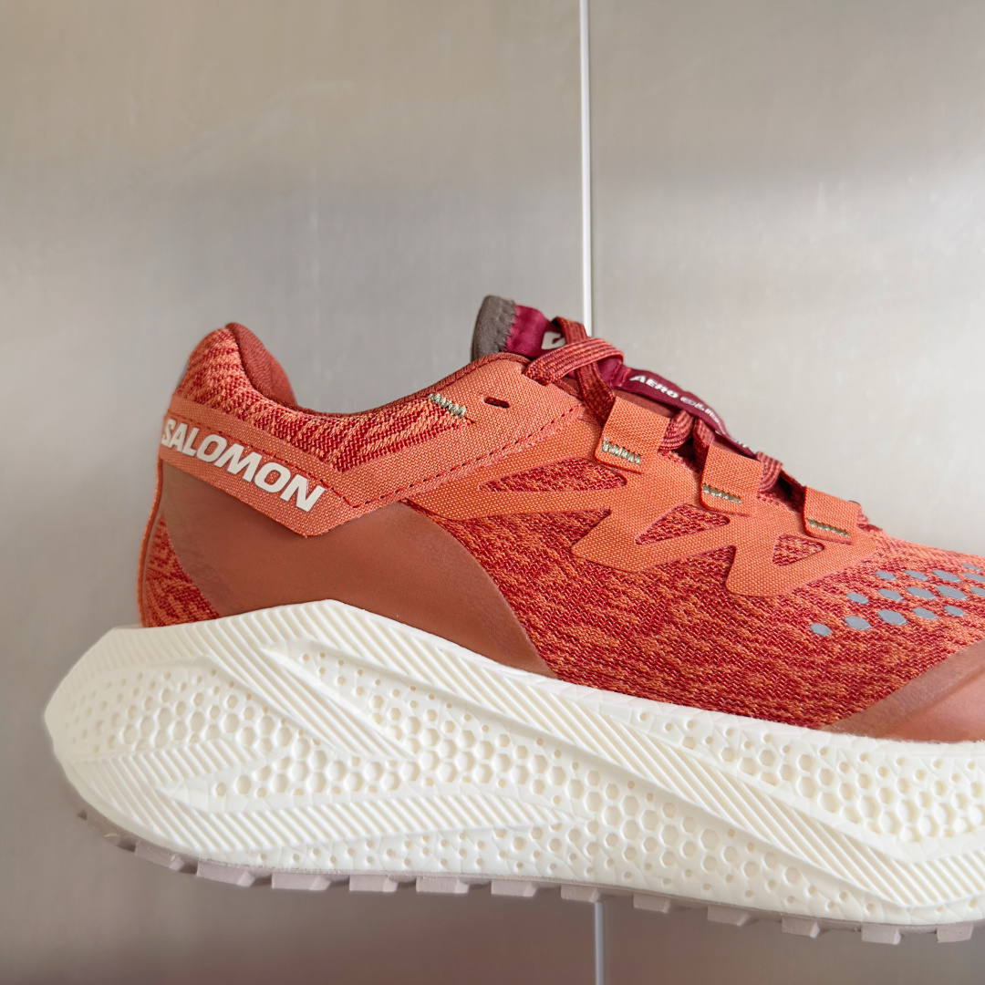 顶级版本:情侣款
Salomon 萨洛蒙Aero Glide 3代 超轻 户外 休闲 运动鞋 跑步鞋
約