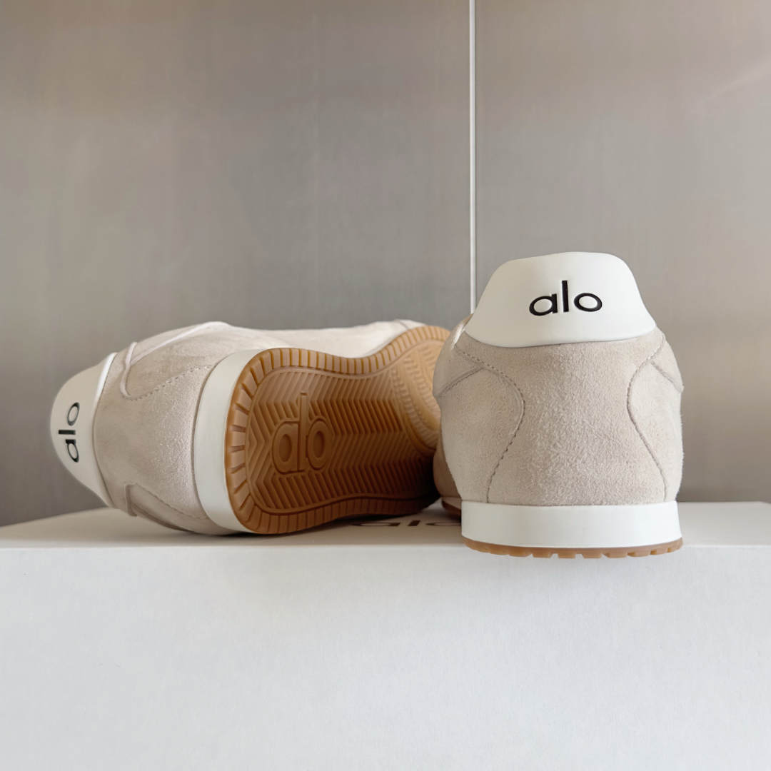顶级版本：女款
Alo Yoga 最新爆款Sunset系列 休闲 运动鞋 老钱风 系带 阿甘鞋 德训鞋
