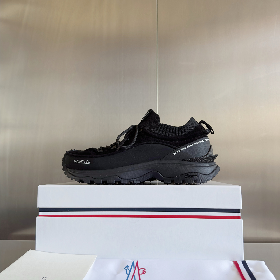 顶级版本:男款
Moncler盟可睐/蒙口Trailgrip Lite3系列 户外 休闲 运动鞋 老爹鞋