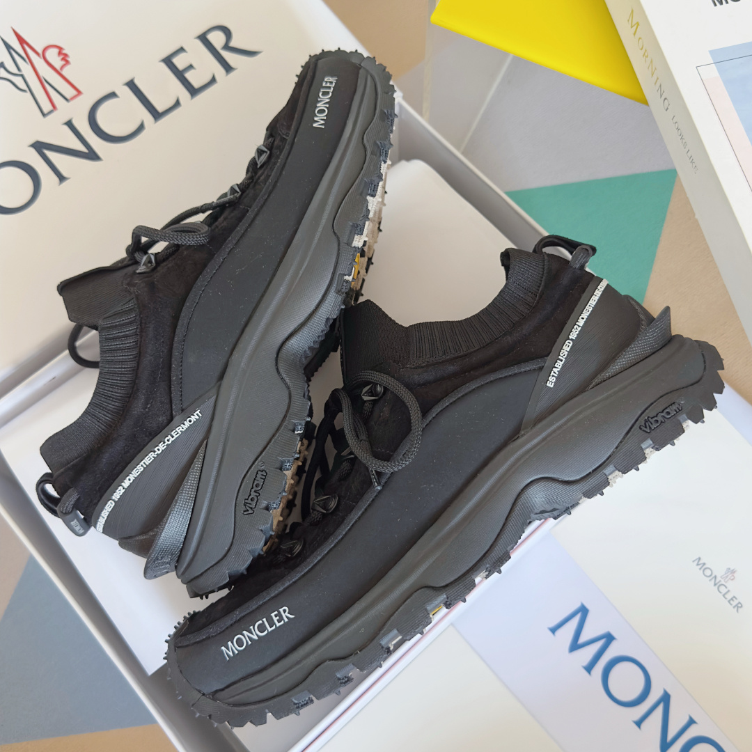 顶级版本:男款
Moncler盟可睐/蒙口Trailgrip Lite3系列 户外 休闲 运动鞋 老爹鞋